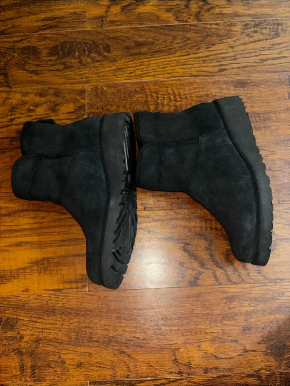UGG 100% Wool KRISTIN Boots Black Suede Fur-Cuff Short Ankle Platform Booties